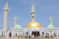 Massalikoul Djinane Mosque thumbnail